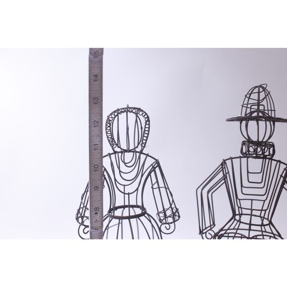 Pilgrims, Wire Sculptures, Man and Woman, Thanksgiving, Decor, ~ 250516-WH 256 - Picture 2 of 3